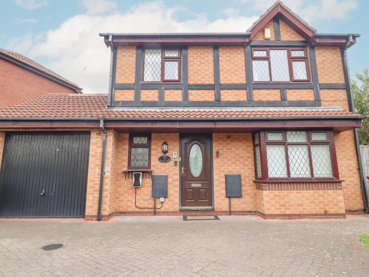 23 Wolsey Close Thornton  Bagian luar foto