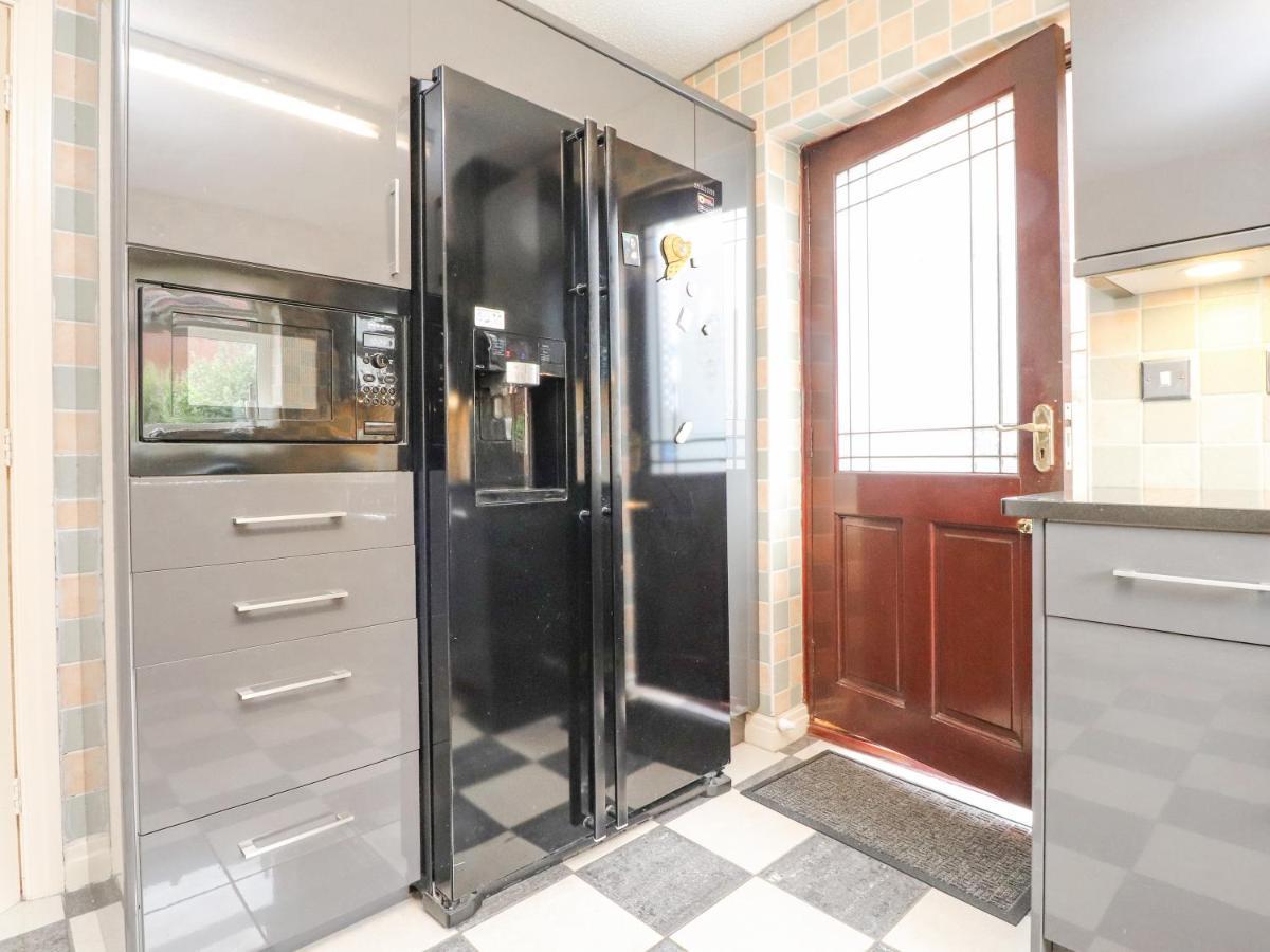 23 Wolsey Close Thornton  Bagian luar foto