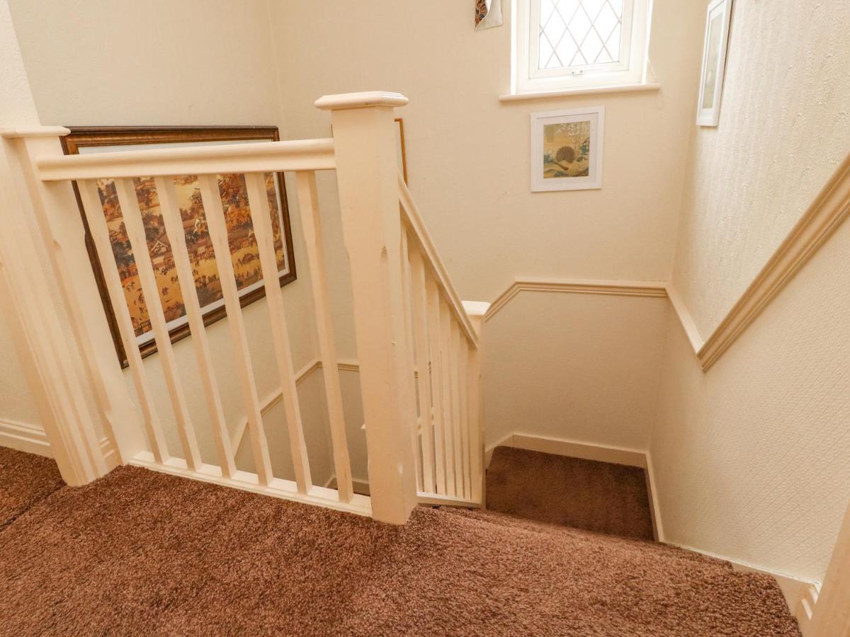 23 Wolsey Close Thornton  Bagian luar foto