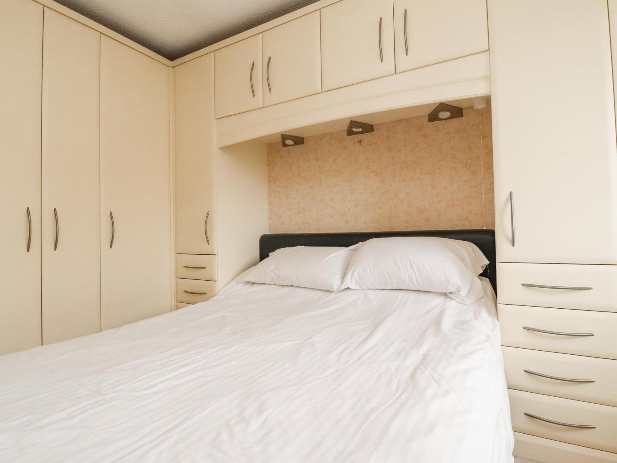 23 Wolsey Close Thornton  Bagian luar foto
